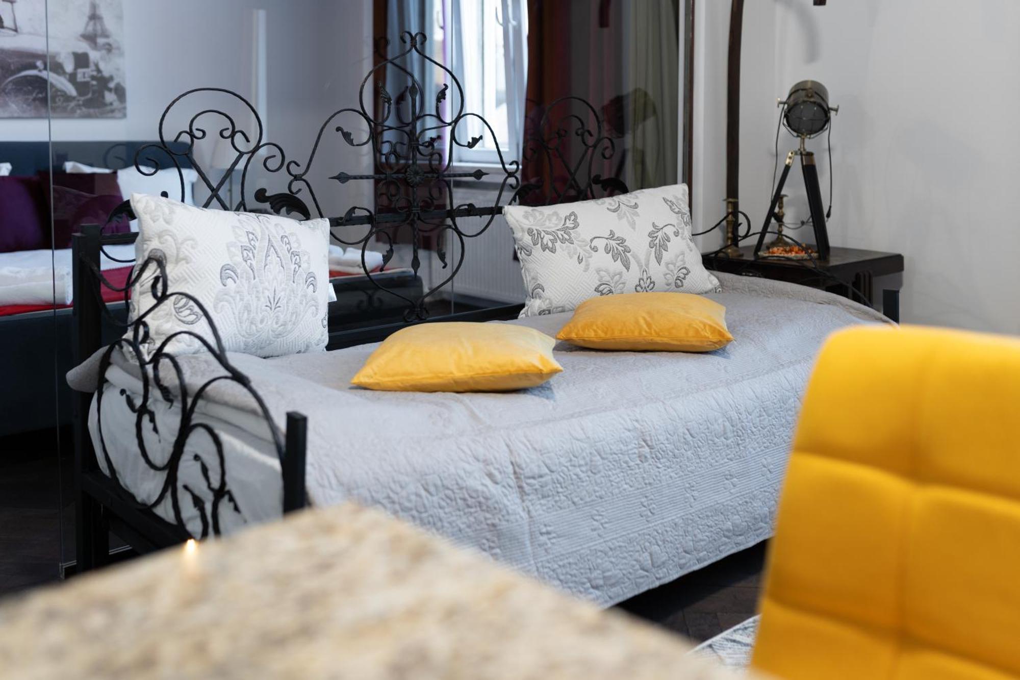 Noble 5 Star House In Unirii Plaza Villa Cluj-Napoca Eksteriør bilde